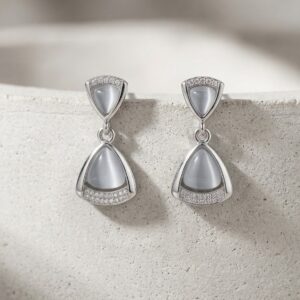 Double Triangle Geometric Drop