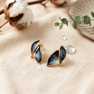 Leaf Stud