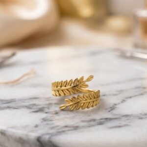 Golden Laurel Ring