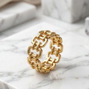 Luxe Link Ring
