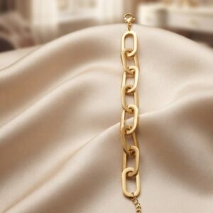Classic Gold Link Bracelet