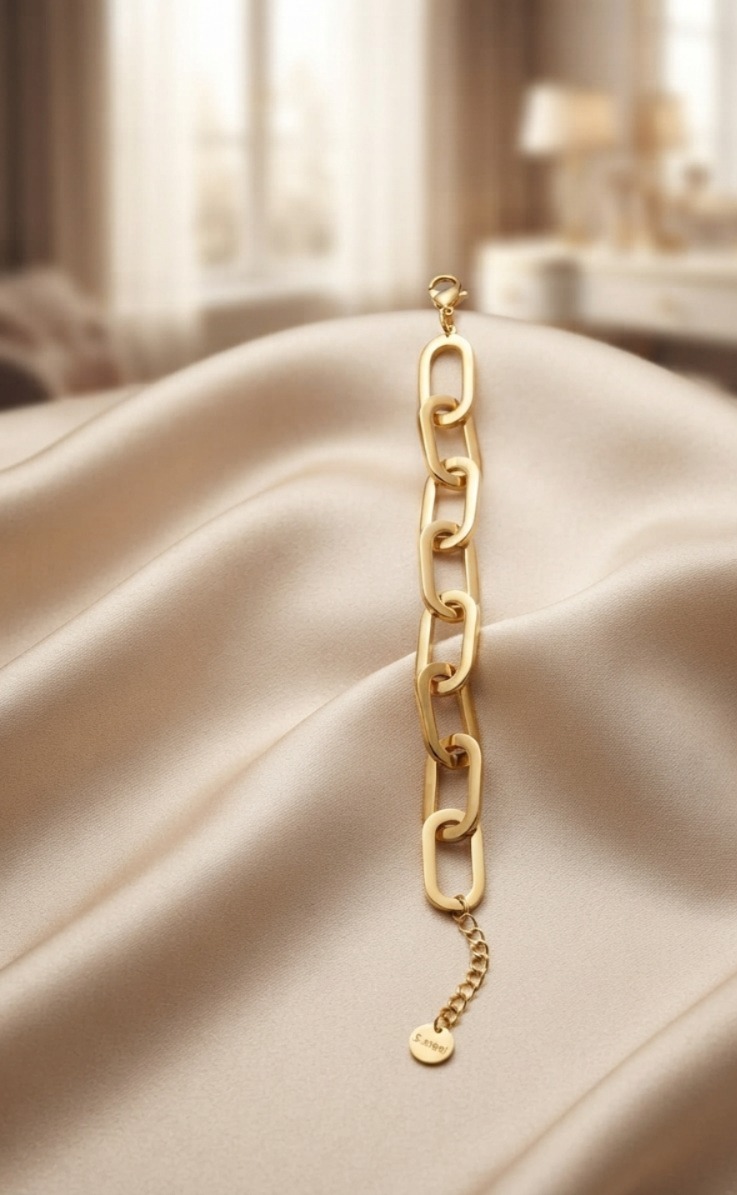 Classic Gold Link Bracelet